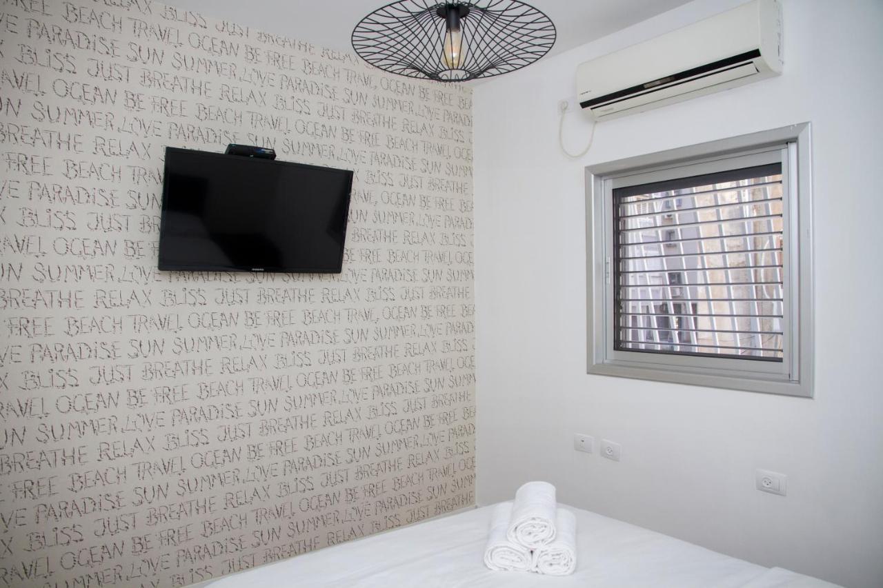 Apartments4You Etsel Bat Yam Exterior foto