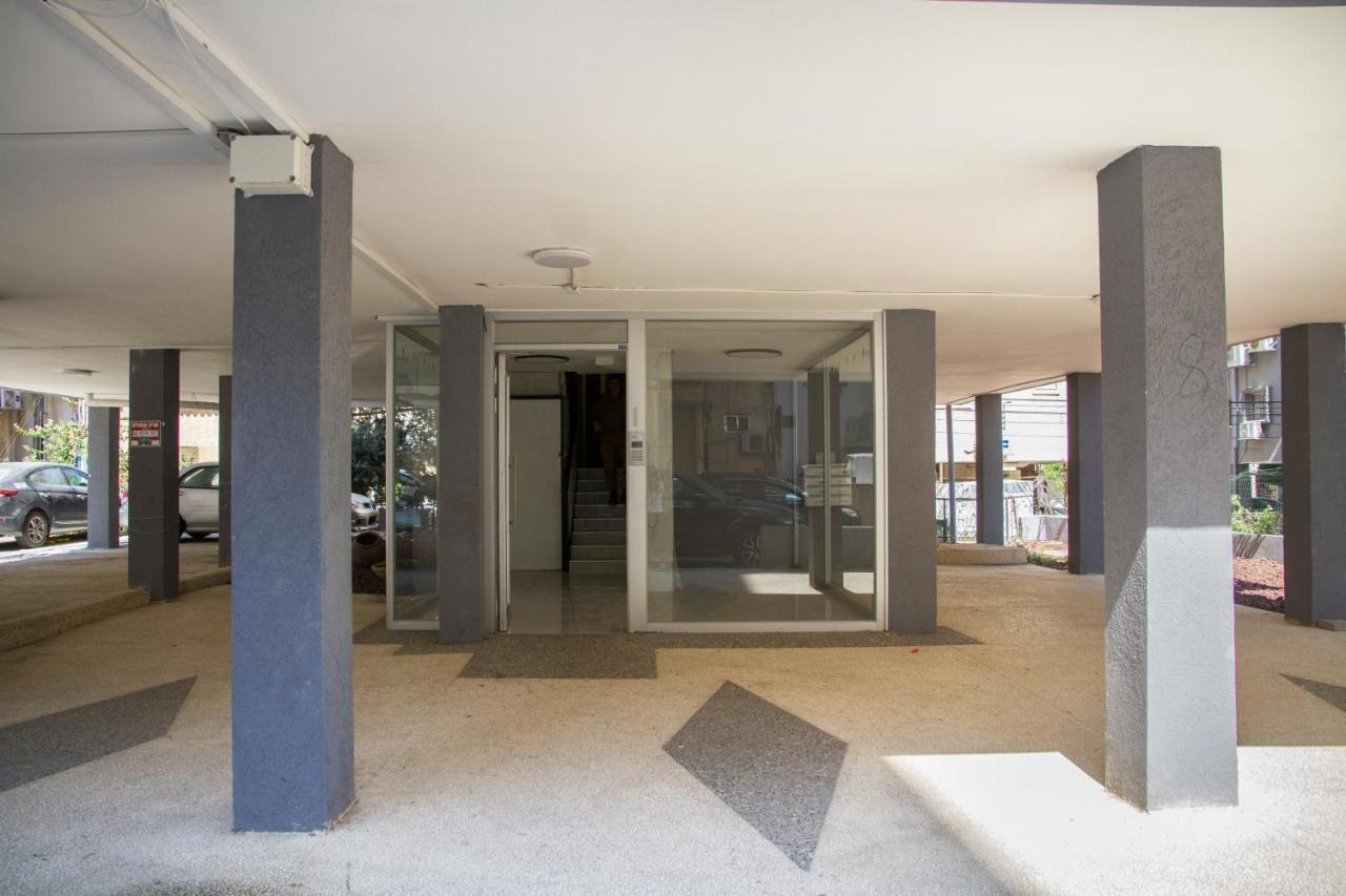Apartments4You Etsel Bat Yam Exterior foto