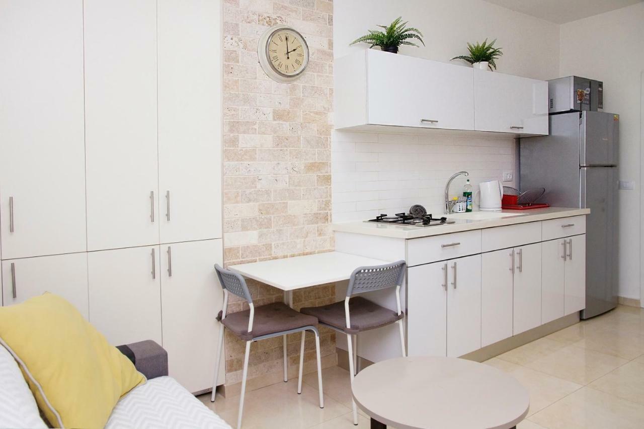 Apartments4You Etsel Bat Yam Exterior foto