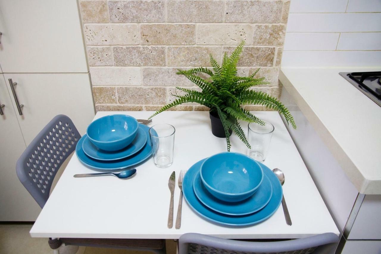 Apartments4You Etsel Bat Yam Exterior foto